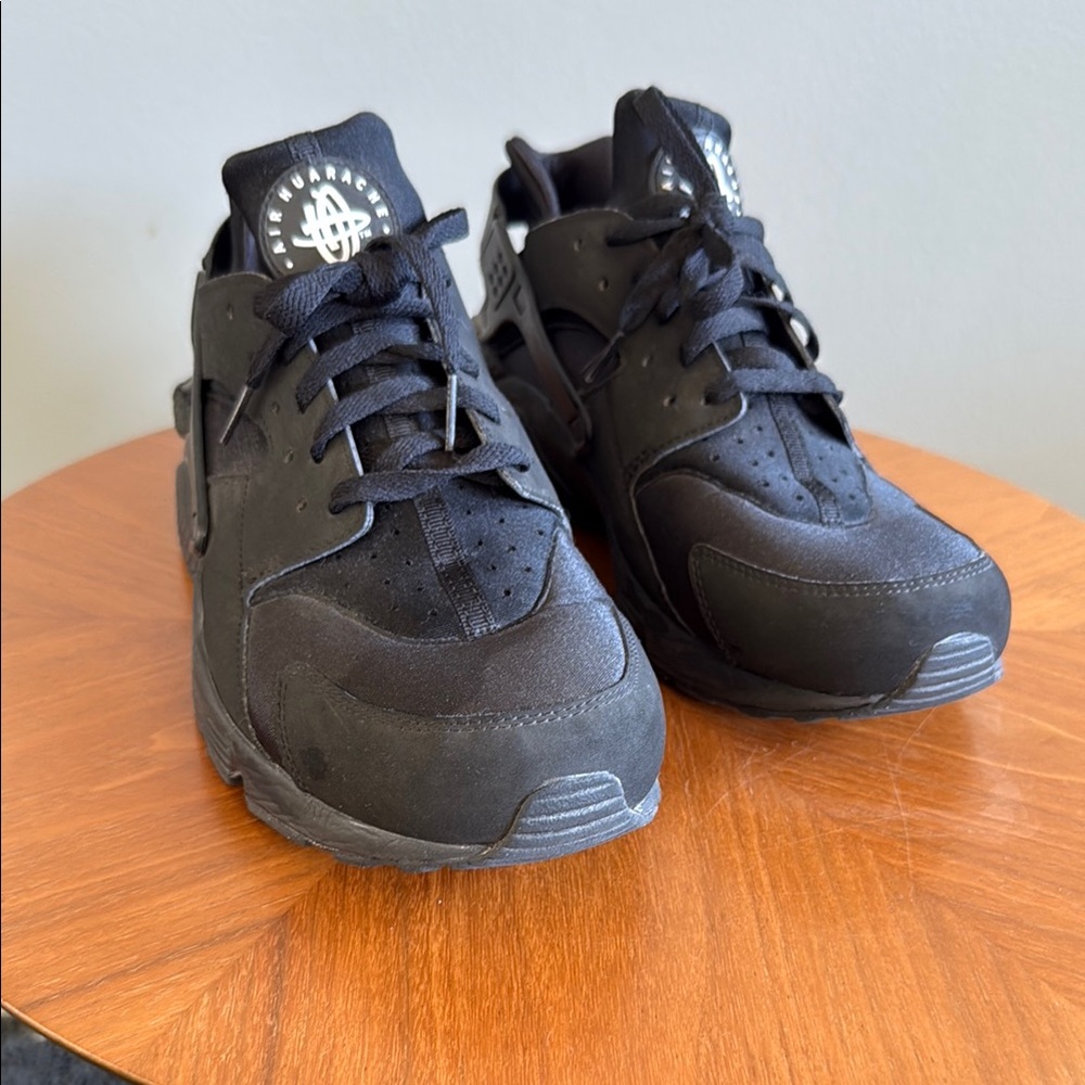 Nike Air Huarache Black Sneakers